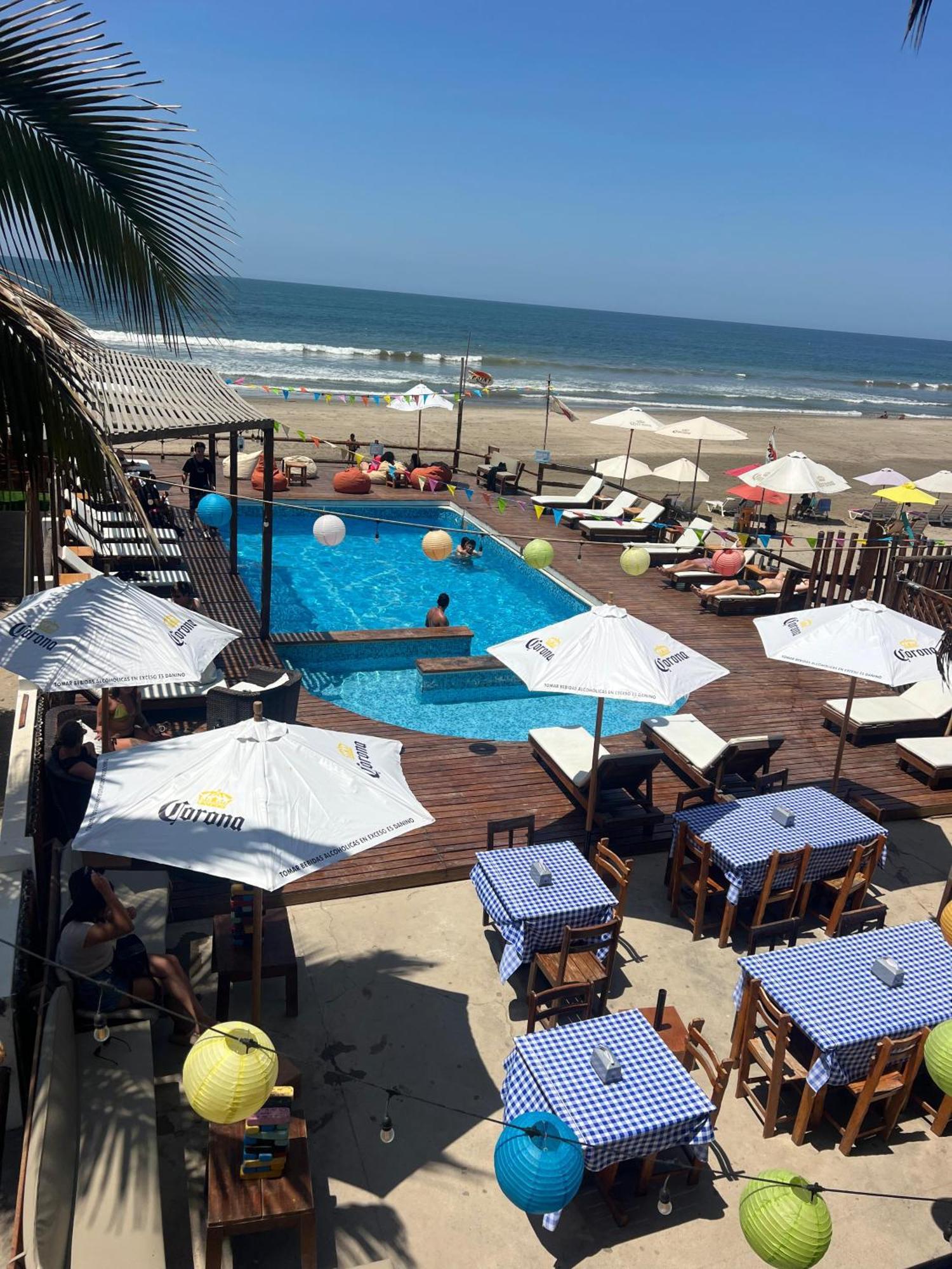 The Point Mancora Beach Buitenkant foto